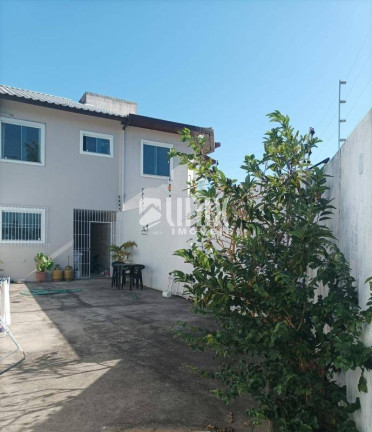 Imagem Casa com 2 Quartos à Venda, 95 m² em Turf Club - Campos Dos Goytacazes