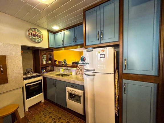 Imagem Casa com 3 Quartos à Venda, 189 m² em Planalto - Gramado