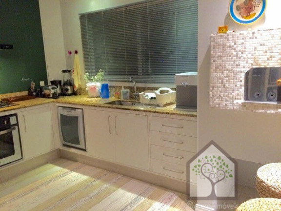 Imagem Casa com 3 Quartos à Venda, 220 m² em Jurerê - Florianópolis