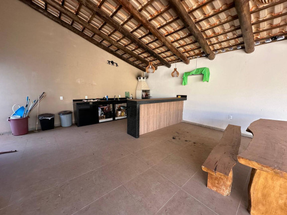 Imagem Chácara com 4 Quartos à Venda, 1 m² em Parque Do Lago - Itatiaiuçu