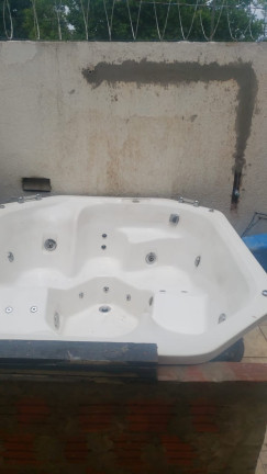 Imagem Casa com 4 Quartos para Alugar,  em Jardim America - Bauru