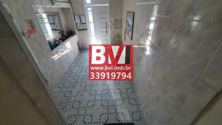 Imagem Apartamento com 1 Quarto à Venda, 92 m² em Olaria - Rio De Janeiro Imagem Apartamento com 1 Quarto à Venda, 92 m² em Olaria - Rio De Janeiro