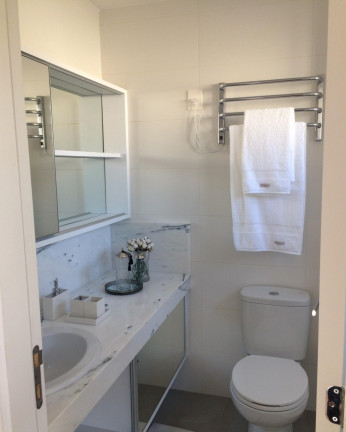 Imagem Casa com 3 Quartos à Venda, 90 m² em Vila Nova - Porto Alegre