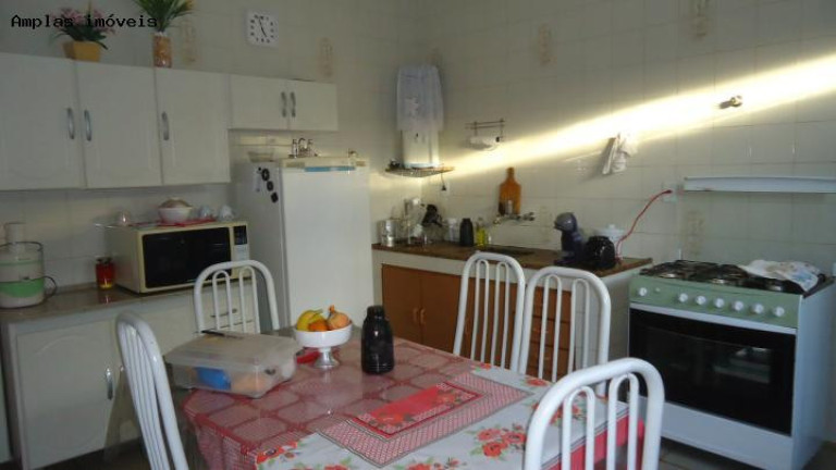 Imagem Casa com 3 Quartos à Venda, 150 m² em Centro - Mateus Leme