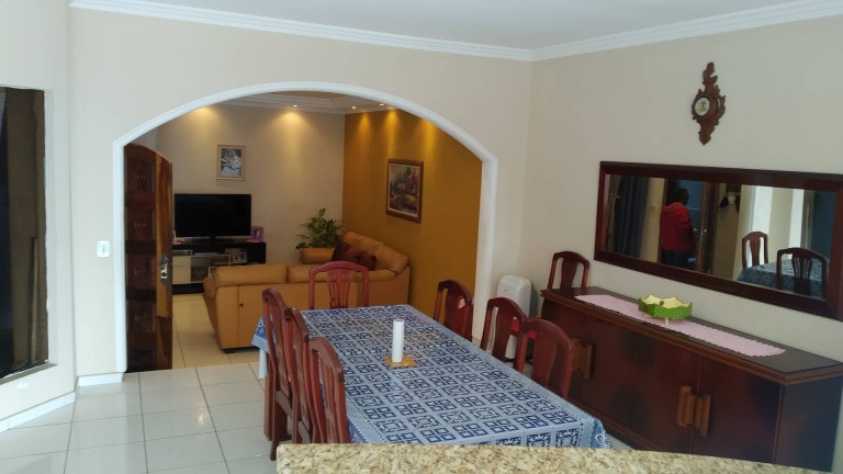 Imagem Casa com 5 Quartos à Venda,  em Eldorado - Diadema