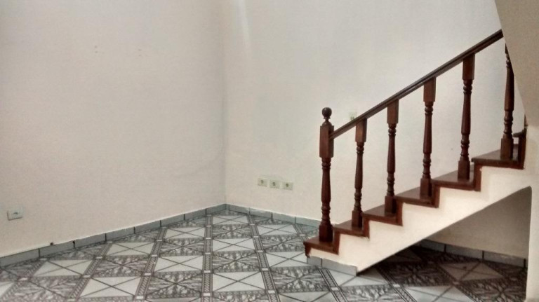 Imagem Sobrado com 3 Quartos à Venda, 270 m² em Vila Figueira - Suzano Imagem Sobrado com 3 Quartos à Venda, 270 m² em Vila Figueira - Suzano