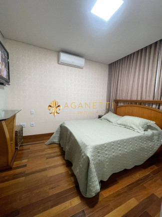 Imagem Casa de Condomínio com 3 Quartos à Venda, 340 m² em Vespasiano Imagem Casa de Condomínio com 3 Quartos à Venda, 340 m² em Vespasiano