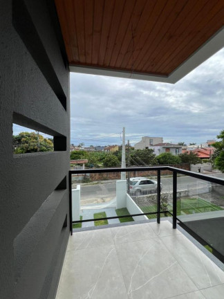 Imagem Casa com 3 Quartos à Venda, em Ingleses Do Rio Vermelho - Florianópolis Imagem Casa com 3 Quartos à Venda, em Ingleses Do Rio Vermelho - Florianópolis