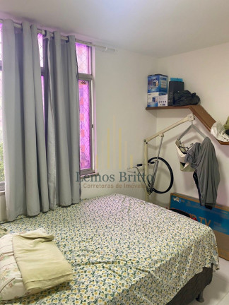 Imagem Imóvel com 3 Quartos à Venda, 98 m² em Imbuí - Salvador Imagem Imóvel com 3 Quartos à Venda, 98 m² em Imbuí - Salvador