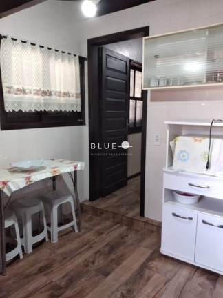 Imagem Casa com 9 Quartos à Venda, 250 m² em Praia Da Cal - Torres Imagem Casa com 9 Quartos à Venda, 250 m² em Praia Da Cal - Torres