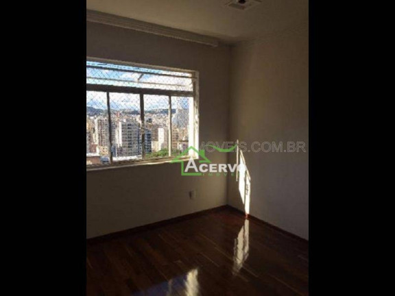 Imagem Apartamento com 3 Quartos à Venda, 144 m² em Centro - Juiz De Fora