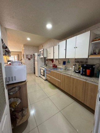 Imagem Casa com 3 Quartos à Venda, 130 m² em Maraponga - Fortaleza Imagem Casa com 3 Quartos à Venda, 130 m² em Maraponga - Fortaleza