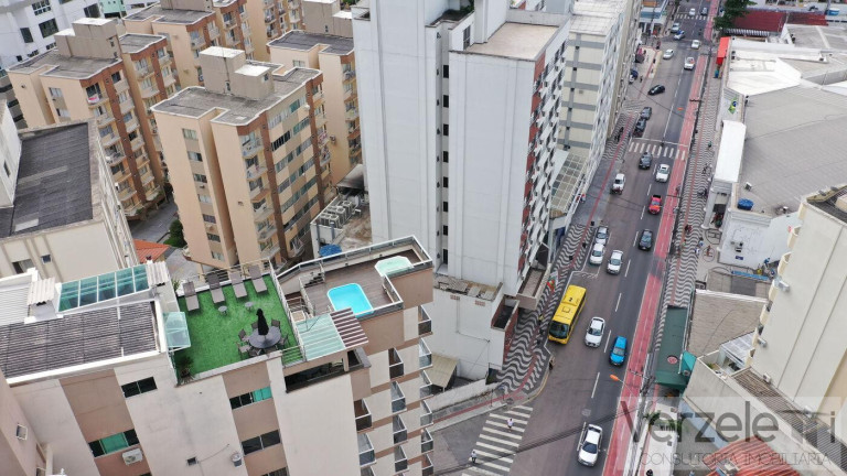 Imagem Apartamento com 4 Quartos para Temporada, 250 m² em Centro - Balneário Camboriú Imagem Apartamento com 4 Quartos para Temporada, 250 m² em Centro - Balneário Camboriú