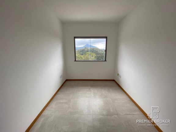 Imagem Casa com 2 Quartos à Venda, 54 m² em Cascata Do Imbuí - Teresópolis