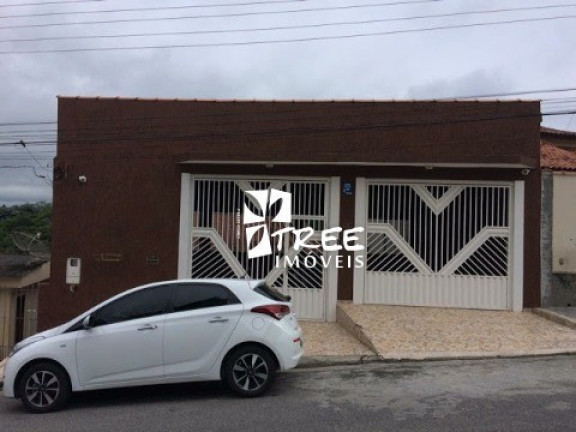 Casa com 3 Quartos à Venda, 220 m² em Santa Teresa - Santa Isabel