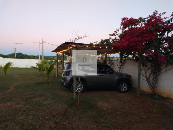 Imagem Chácara com 2 Quartos à Venda, 300 m² Imagem Chácara com 2 Quartos à Venda, 300 m²