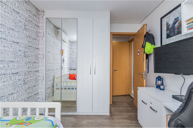 Imagem Imóvel com 3 Quartos à Venda,  em Passo Da Areia - Porto Alegre