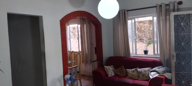 Imagem Casa com 2 Quartos à Venda, 140 m² em Ramos - Rio De Janeiro