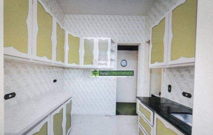 Imagem Apartamento com 3 Quartos à Venda, 130 m² em Centro - Curitiba Imagem Apartamento com 3 Quartos à Venda, 130 m² em Centro - Curitiba