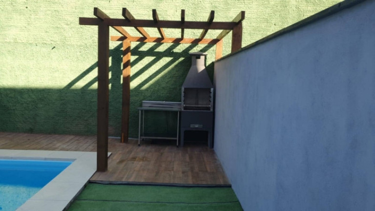 Imagem Sobrado com 3 Quartos à Venda, 129 m² em Itacolomi - Piçarras