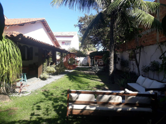 Imagem Casa com 3 Quartos à Venda, 940 m² em Peró - Cabo Frio