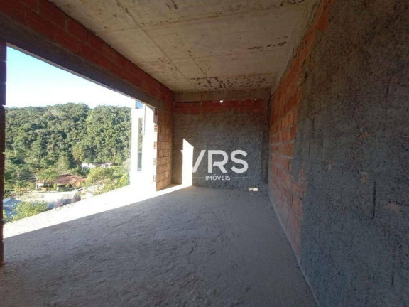 Imagem Casa com 3 Quartos à Venda, 334 m² em Albuquerque - Teresópolis Imagem Casa com 3 Quartos à Venda, 334 m² em Albuquerque - Teresópolis
