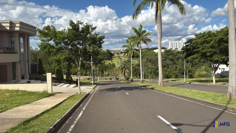 Imagem Terreno à Venda, 1.041 m² em Residencial Saint Patrick - Sorocaba Imagem Terreno à Venda, 1.041 m² em Residencial Saint Patrick - Sorocaba