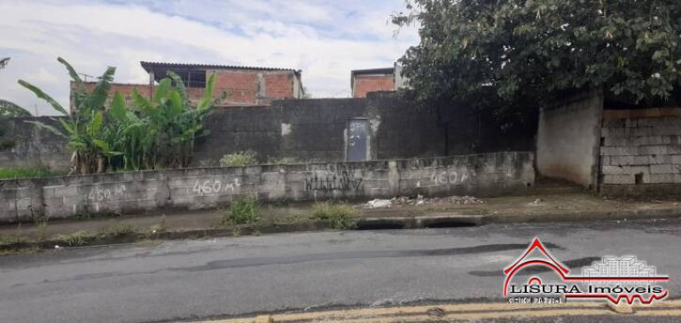 Imagem Casa com 2 Quartos à Venda, 122 m² em Vila Zezé - Jacareí Imagem Casa com 2 Quartos à Venda, 122 m² em Vila Zezé - Jacareí
