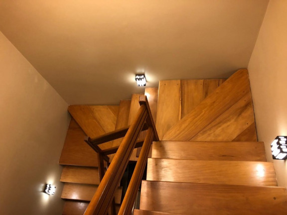 Imagem Imóvel com 3 Quartos à Venda, 214 m² em Alto Petrópolis - Porto Alegre Imagem Imóvel com 3 Quartos à Venda, 214 m² em Alto Petrópolis - Porto Alegre