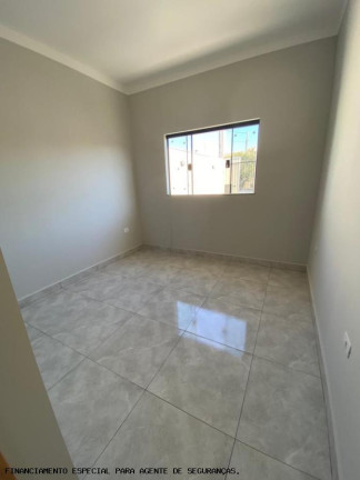 Imagem Casa com 2 Quartos à Venda, 65 m² em Lebron - Sarandi