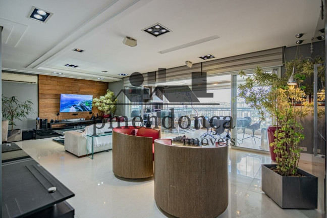 Apartamento com 4 Quartos à Venda ou Locação, 206 m² em Vila Romana - São Paulo