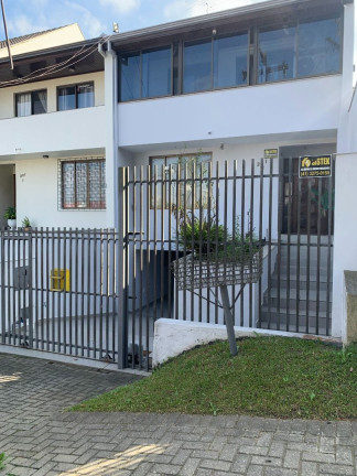 Imagem Casa com 4 Quartos à Venda,  em Uberaba - Curitiba