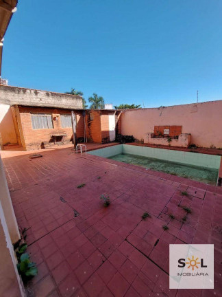Imagem Casa com 4 Quartos à Venda, 221 m² em Setor Oeste - Goiânia