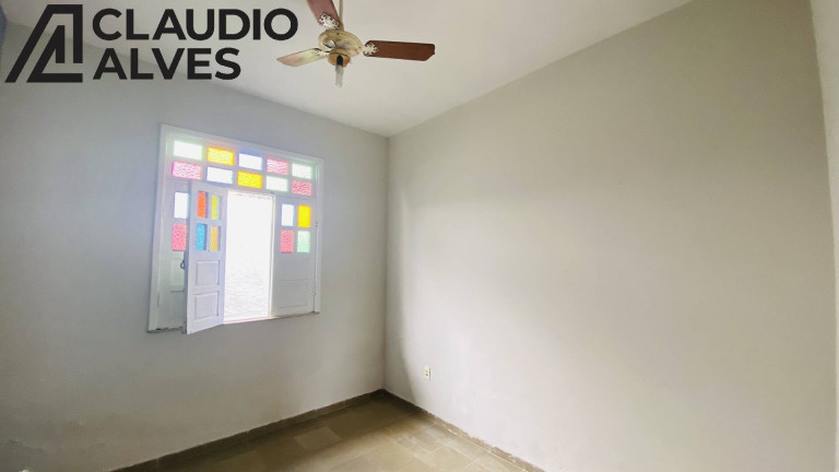 Imagem Casa com 5 Quartos à Venda, 200 m² em Caseb - Feira De Santana Imagem Casa com 5 Quartos à Venda, 200 m² em Caseb - Feira De Santana