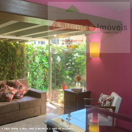 Imagem Casa com 4 Quartos à Venda, 225 m² em Centro - Taubaté Imagem Casa com 4 Quartos à Venda, 225 m² em Centro - Taubaté