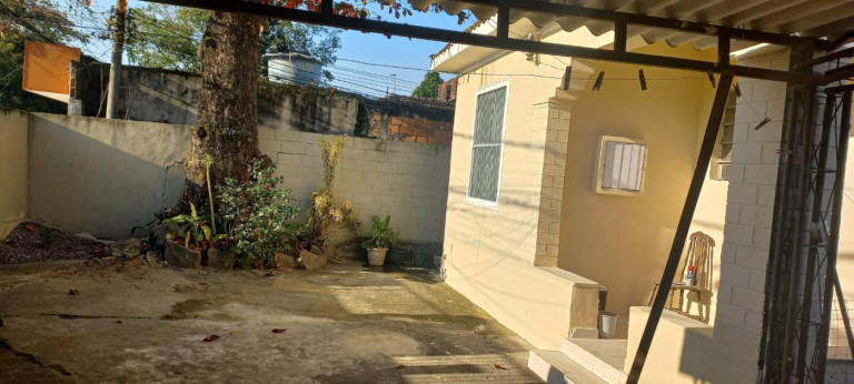 Imagem Casa com 3 Quartos à Venda, 280 m² em Campo Grande - Rio De Janeiro Imagem Casa com 3 Quartos à Venda, 280 m² em Campo Grande - Rio De Janeiro