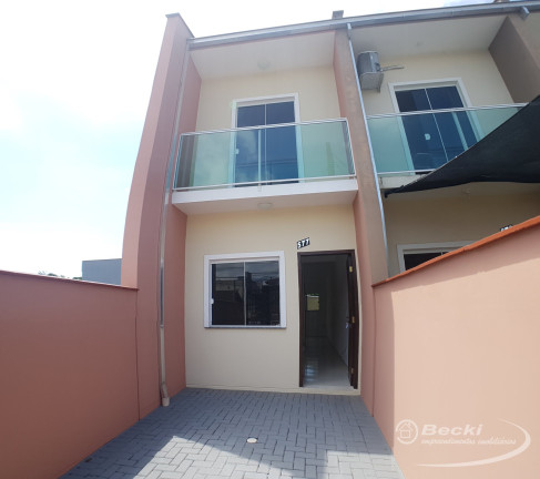 Imagem Casa com 2 Quartos para Alugar, 69 m² em Vila Nova - Joinville