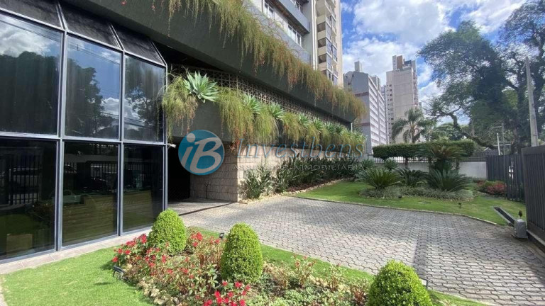 Apartamento com 4 Quartos à Venda, 297 m² em Champagnat - Curitiba