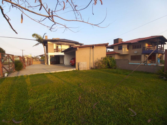 Imagem Casa com 2 Quartos à Venda, em Capão Da Canoa Imagem Casa com 2 Quartos à Venda, em Capão Da Canoa