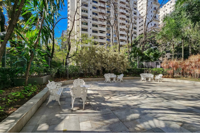 Imagem Imóvel com 4 Quartos à Venda, 169 m² em Moema - São Paulo Imagem Imóvel com 4 Quartos à Venda, 169 m² em Moema - São Paulo