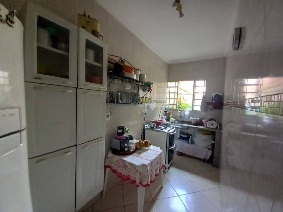 Imagem Casa com 4 Quartos à Venda, em Jardim Santa Esmeralda - Sorocaba Imagem Casa com 4 Quartos à Venda, em Jardim Santa Esmeralda - Sorocaba