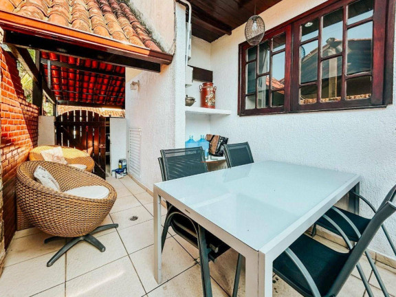 Imagem Casa com 3 Quartos à Venda, 140 m² em Itaipu - Niterói