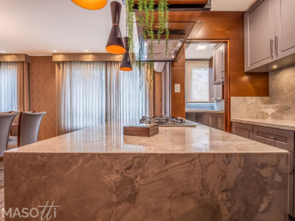 Apartamento com 3 Quartos à Venda, 153 m² em Centro - Gramado