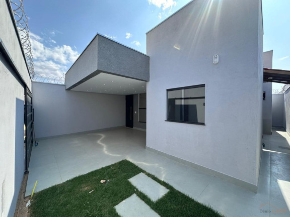 Casa com 3 Quartos à Venda, 86 m² em Interlagos - Montes Claros