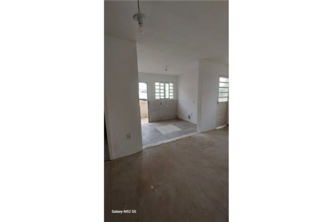 Imagem Casa com 2 Quartos à Venda, 70 m² em Mário Quintana - Porto Alegre Imagem Casa com 2 Quartos à Venda, 70 m² em Mário Quintana - Porto Alegre