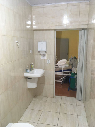 Imagem Casa com 2 Quartos à Venda, 250 m² em Taboão - Diadema
