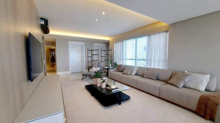 Imagem Apartamento com 4 Quartos à Venda, 238 m² em Centro - Balneário Camboriú Imagem Apartamento com 4 Quartos à Venda, 238 m² em Centro - Balneário Camboriú