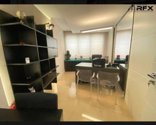 Sala Comercial à Venda, 49 m² em Centro - Niterói