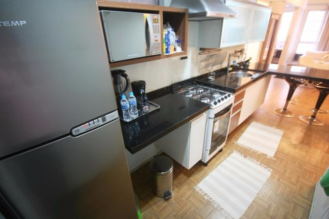 Imagem Imóvel com 1 Quarto para Temporada, 45 m² em Copacabana - Rio De Janeiro