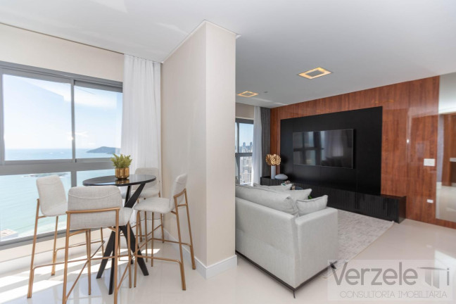 Imagem Apartamento com 4 Quartos à Venda, 182 m² em Centro - Balneário Camboriú Imagem Apartamento com 4 Quartos à Venda, 182 m² em Centro - Balneário Camboriú